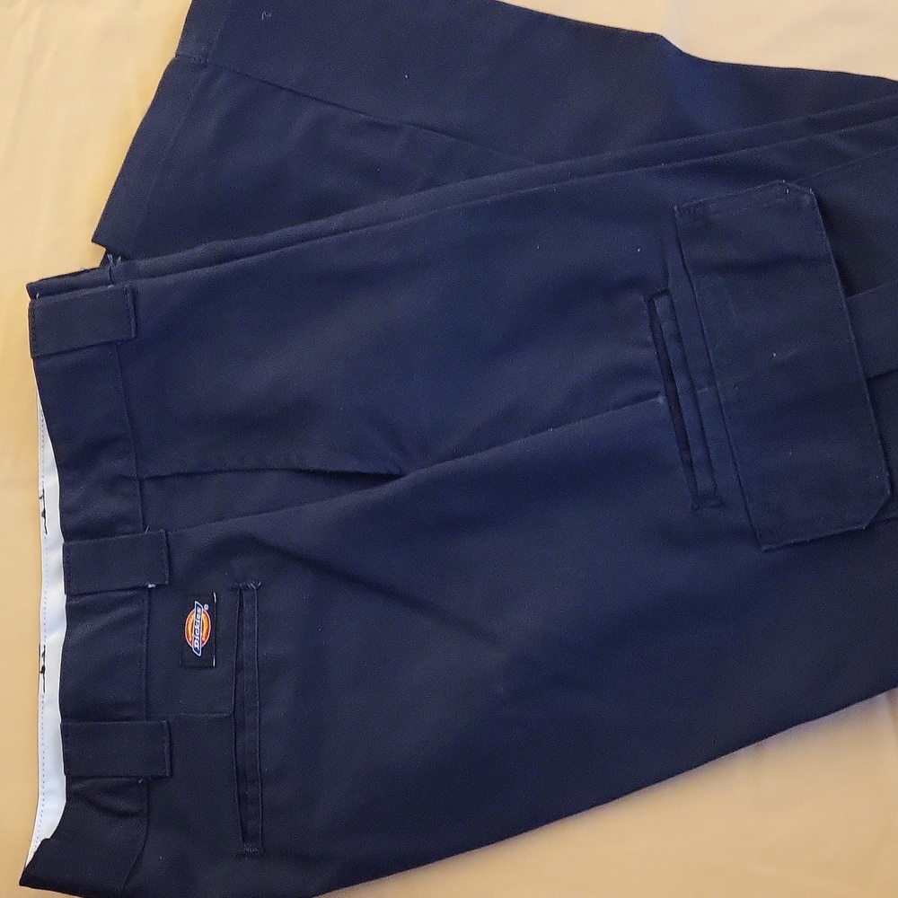 Dickies Men's Navy Cargo Pants Like New